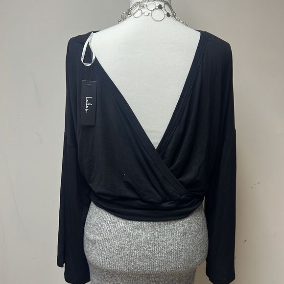 NWT Lulus Black Lightweight Loose Wide Sleeve Blouse - Picture 4 of 11